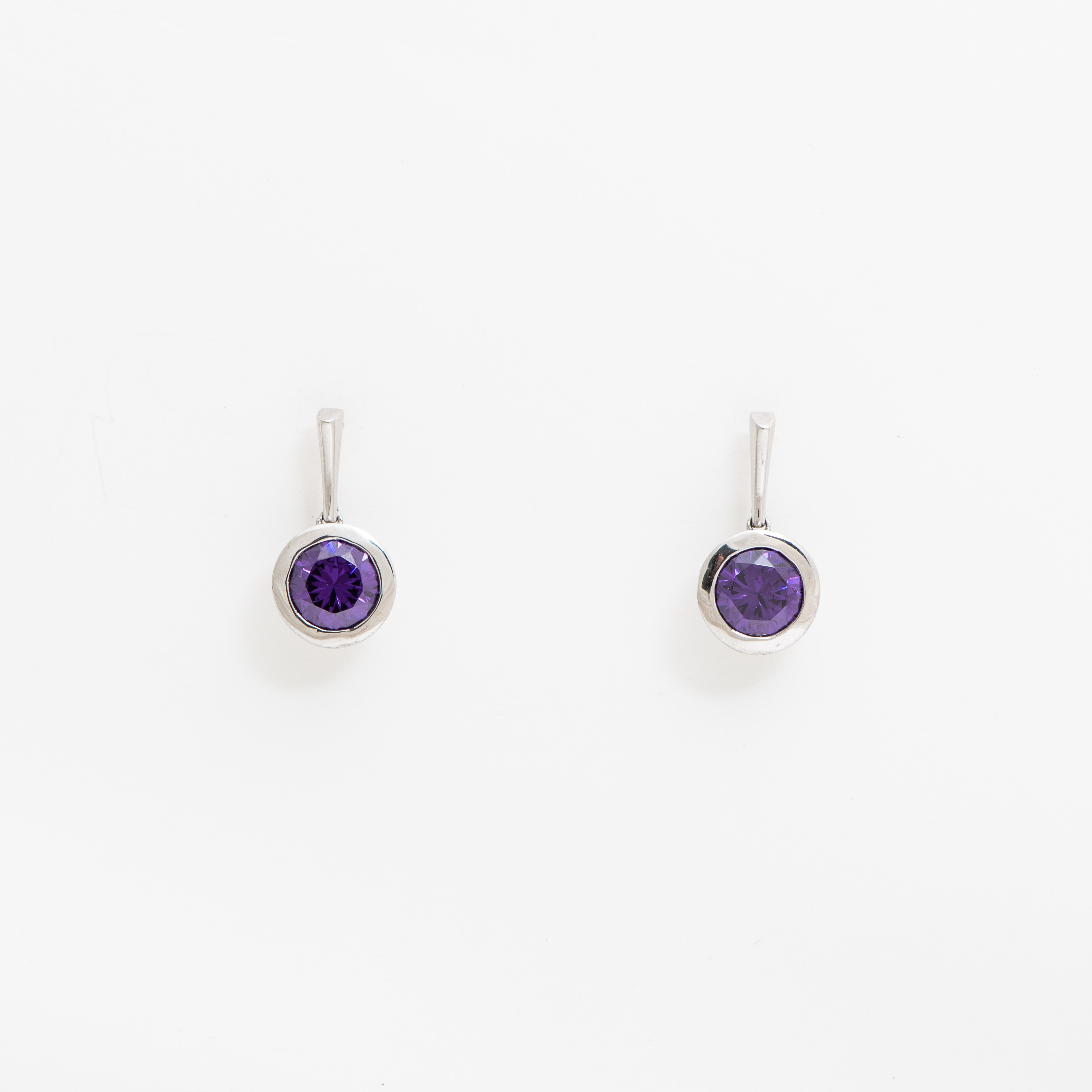Zilveren Oorstekers Purper