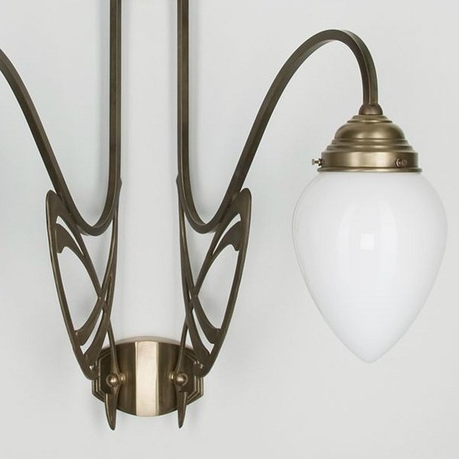 Detail Victor Horta Dubbele Wandlamp Elegantie