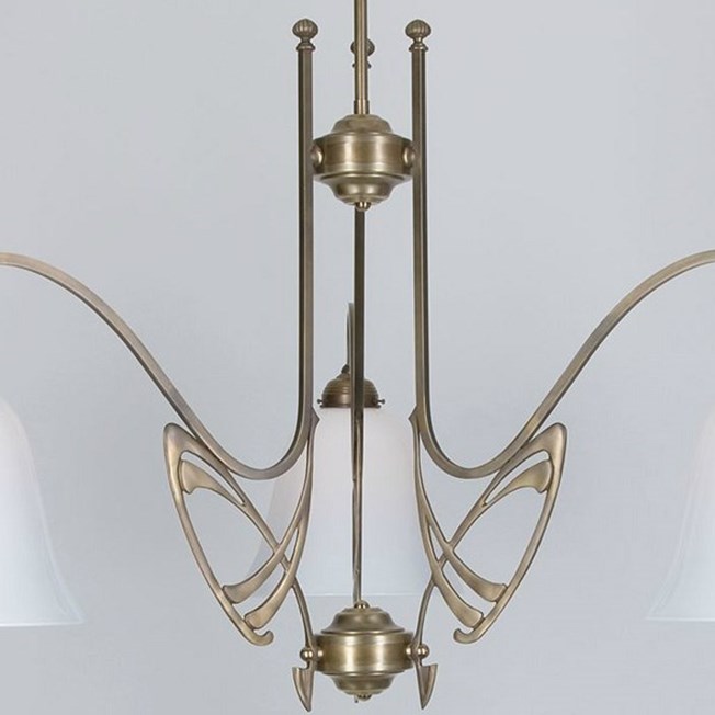 Victor Horta 3-lichts Kroonluchter Elegantie Detail