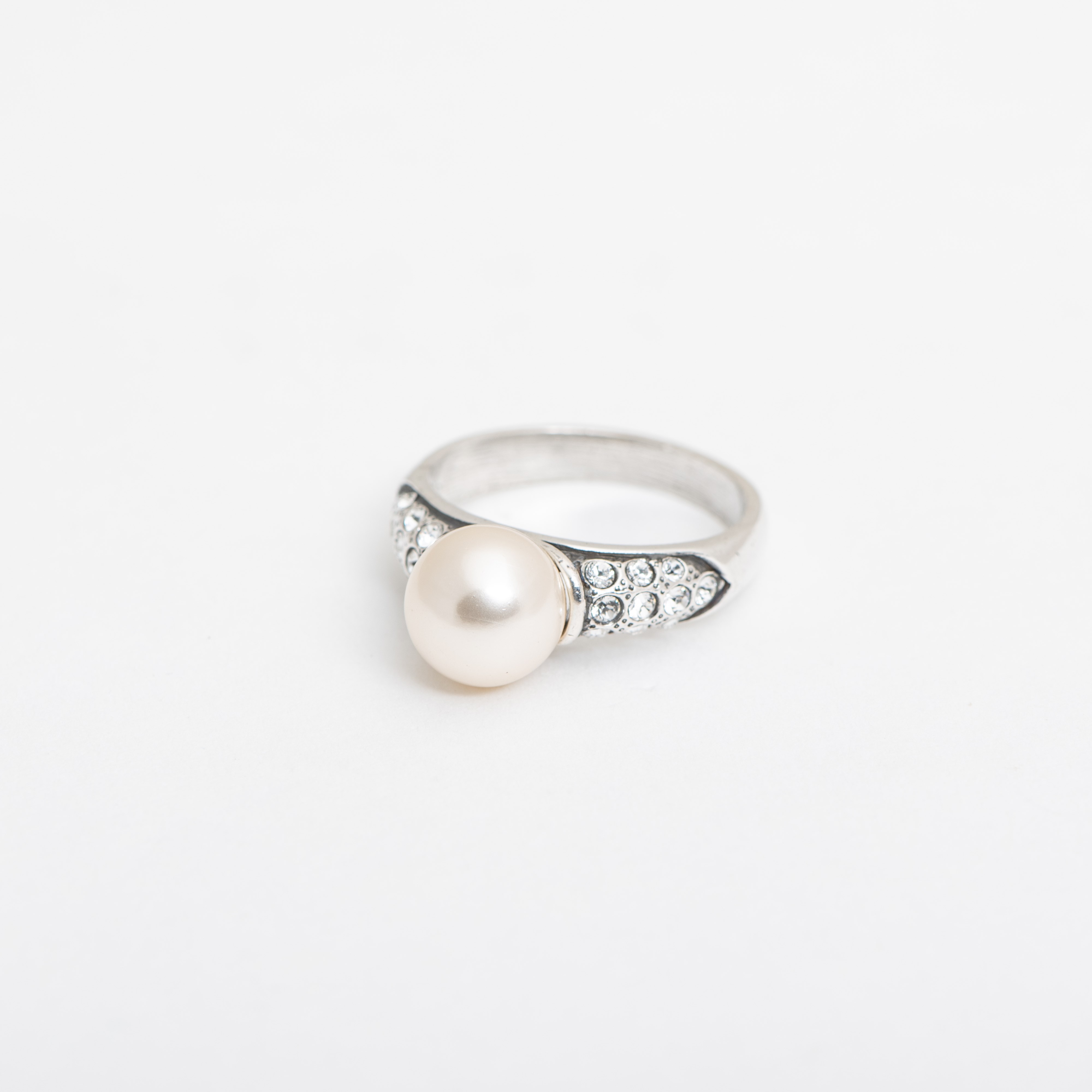 Ring Ersa met Parel