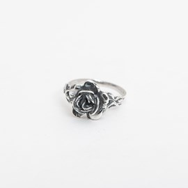 Ring Rose 