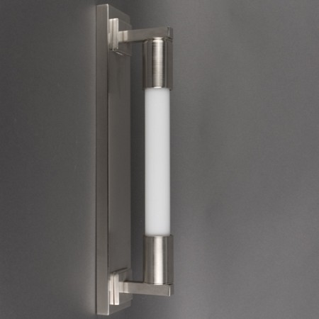 Badkamer wandlamp Buis met matnikkel armatuur en vervangbare, melk witte lamp