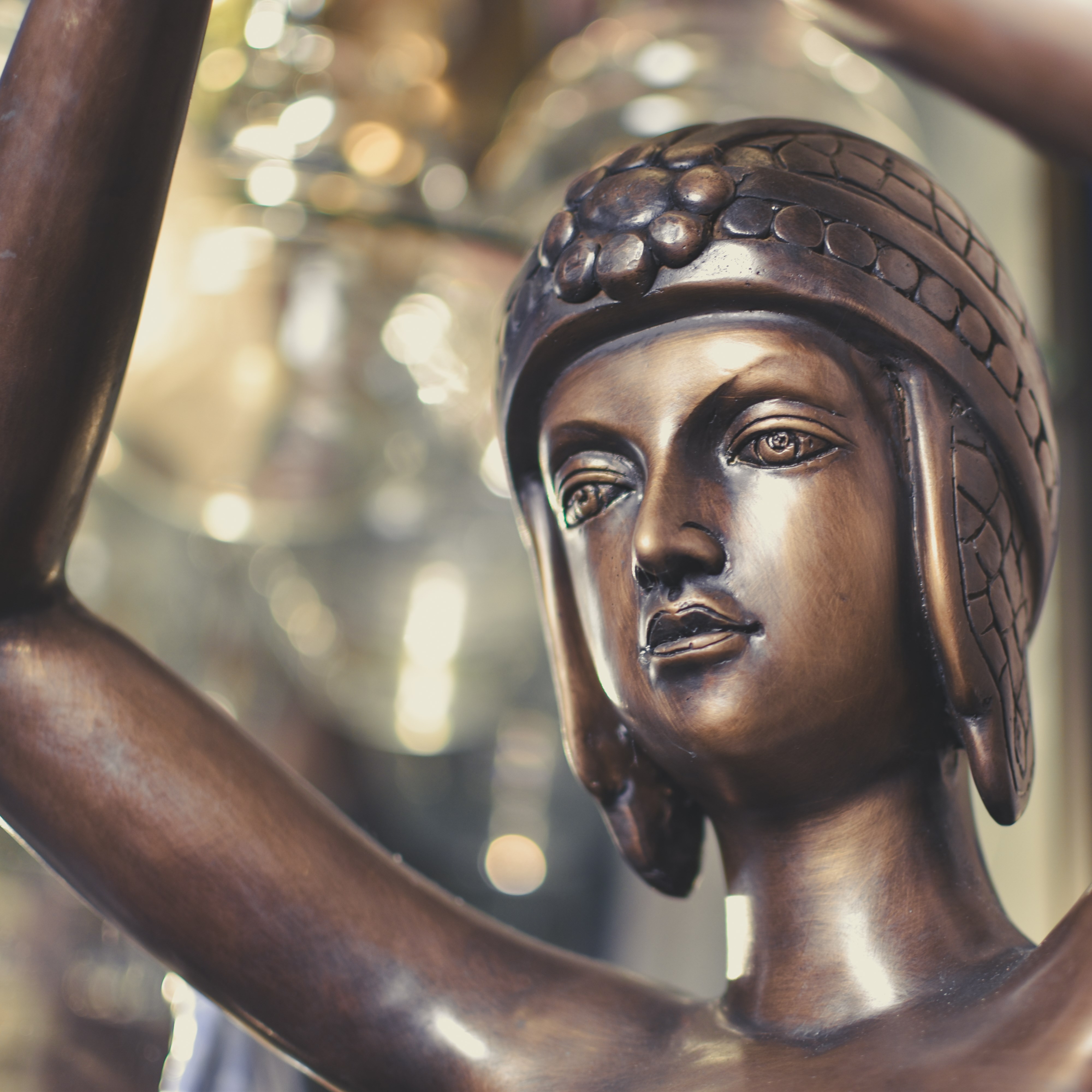 Art Deco Sculptuur Yanara